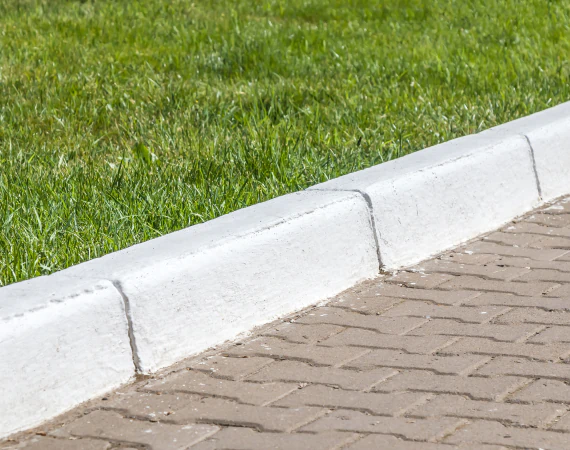Curb Installation (1)